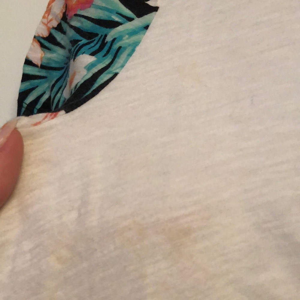 Tropical Tee - Picture 3 of 4